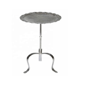 Table d'appoint moderne à 3 pieds en aluminium design trépied pour le café, les collations et les boissons pour la chambre à coucher et la cuisine - Product Image 2