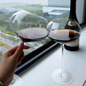 Verre à dégustation de vin ultra-fin en cristal bordeaux en forme de cœur, design moderne, verre à parfum de haute valeur, verre à vin rouge bombé - Product Image 1