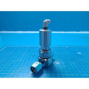 Diafragma de Válvula de Alta Pureza Parker 944A0PLPNCFSFMF 42500242, Usado, Piezas de Equipos Legacy Semiconductor - Product Image 2