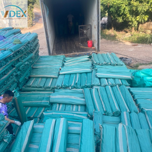 Accesorios de limpieza de palo de fregona de madera recubierta de PVC más vendidos de Vietnam Company fabricante escobas recogedores para el jardín del hogar - Product Image 2