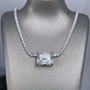 Chaîne Tennis 2mm en Argent Sterling S925 Plaqué Rhodium avec Moissanite Rectangulaire Taille Radiant Incrustée, Collier Minimaliste Unisexe - Product Image 6