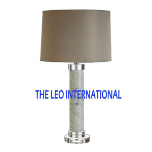 Lámpara de Mesa de Acrílico Transparente Hecha a Mano Personalizada de Fábrica, Decoración para Interiores de Hotel, Casa, Sala de Estar, Bodas, Mesita de Noche - Product Image 1