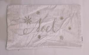 Fundas de cojines de seda que brindan un brillo lujoso y una textura suave, perfectas para salas de estar formales, hoteles y decoración de interiores de alta gama. - Product Image 5