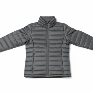 Veste d'hiver pour femmes, style bomber en nylon chaud avec rembourrage et tissu tissé décoratif, doudounes d'extérieur pour grandes tailles - Product Image 5