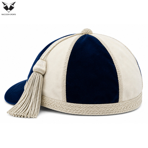 Nouveau produit : Casquette d'honneur bleu marine et blanc en velours avec bordure tressée argentée et pompon – Casquette classique pour l'école, les équipes sportives et les récompenses de présentation - Product Image 2