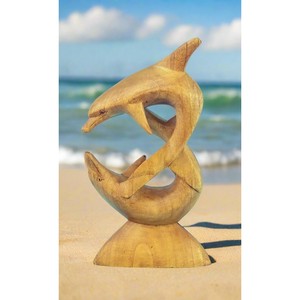 Escultura de Delfín Hecha a Mano en Madera de Sheesham |   Figuras de Madera al por Mayor de la India - Product Image 2