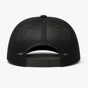 Gorra Trucker Estructurada de 5 Paneles Personalizada al por Mayor, Gorra de Malla Negra y Gris de Perfil Alto con Visera Plana, Logotipo Bordado con Letras - Product Image 3