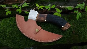 Edge Master Manufacture Hache à pizza artisanale de qualité industrielle avec lame en acier au carbone de 7 pouces et fourreau en cuir de 8 pouces - Product Image 6