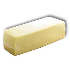 Queso cheddar de calidad de exportación con pimienta negra para importadores internacionales de la industria alimentaria. - Product Image 4
