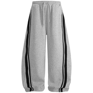 Pantalon de jogging OEM personnalisé pour femme, style décontracté, coupe scimitar, jambe large, avec cordon de serrage, effet empilé et poches - Product Image 1