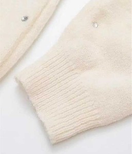 Cardigan respirant pour homme, col en V, orné de perles artisanales, motif losanges, style boutique, en maille boutonnée - Product Image 4