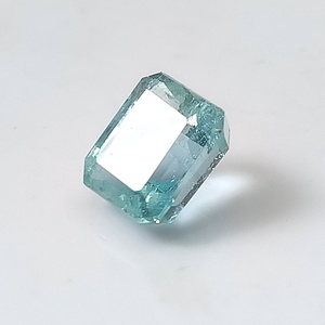 Esmeralda Nigeriana Natural de Corte Octogonal de 4.55 Ct, Gema Suelta Facetada (8x10x6.6 mm) - Product Image 5