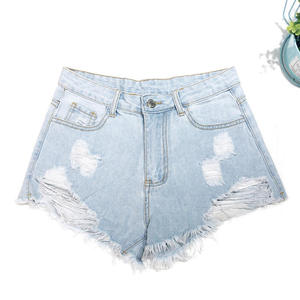Shorts en jean délavé pour femme, style moderne, vêtements décontractés et tendance - Product Image 5