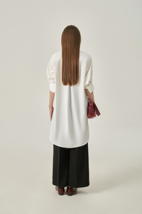 Robe chemise de maternité décontractée et élégante en coton respirant à manches longues, longueur genou, coupe ample, idéale pour l'été et le bureau - Product Image 4