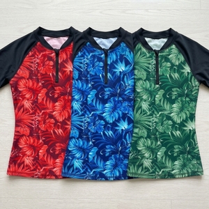 เสื้อแรชการ์ดแขนสั้นสำหรับผู้ใหญ่แบบยูนิเซ็กซ์ ป้องกันรังสียูวี ซิปด้านหน้า ป้องกันแสงแดด ผลิตจากผ้าสแปนเด็กซ์/โพลีเอสเตอร์  แบบรีดร้อน - Product Image 3