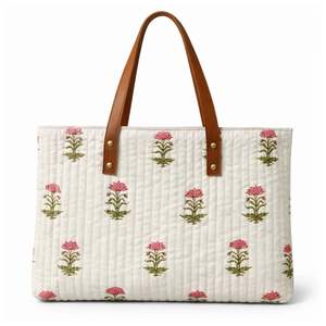 Bolsos de Lona Acolchados Estructurados con Estampado Artesanal de Jaipur, Ligeros, Hechos a Mano, con Asas de Cuero, para Uso Diario en Todas las Estaciones - Product Image 1