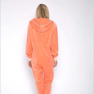 Combinaison active Signature Series, finition vert sauge discret, logo minimaliste, prix direct export mondial - Product Image 2