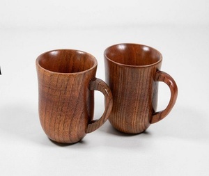 Vaso de Sake Redondo Personalizado de Madera de Haya Natural Japonesa, por f s i - Product Image 1