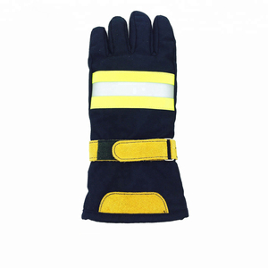 Guantes de Bombero Premium Fabricados con Materiales de Alta Calidad, Palma Reforzada y Cobertura Extendida de Muñeca OEM - Product Image 2