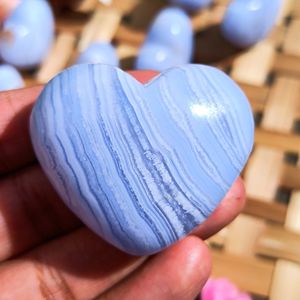 คริสตัลหัวใจอาเกตบลูลูกไม้ธรรมชาติ ขัดเงาด้วยมือ สำหรับบำบัดรักษา พลังงานจักระ เฟิงสุ่ย การทำสมาธิ และเรกิ - Product Image 2