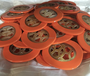 Brazaletes de cuerno de búfalo hechos a mano de moda con estilo blanco y negro para mujeres - Product Image 1