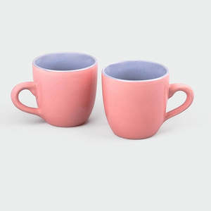 Juego de 4 Tazas de Té de Cerámica Rosa Satinado de Lujo, Diseño Clásico Vintage Moderno, Porcelana Duradera para Capuchino, Latte y Café - Product Image 1