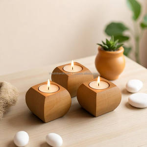 Support rustique en résine et en bois Fusion T-Light conçu pour une décoration intérieure durable et écologique et un éclairage festif - Product Image 4