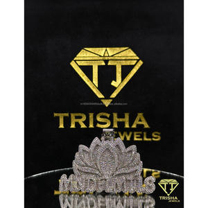 จี้รูปดอกบัวแบบปรับแต่งได้ ประดับเพชรโมอิสซาไนต์ VVS เงินแท้ 925 ดีไซน์ Iced Out เครื่องประดับสำหรับทุกเพศ โดย Trisha Jewels - Product Image 2