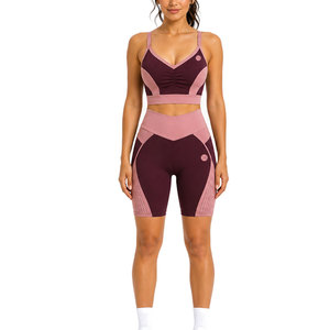 Ensemble de sport côtelé sans couture de haute qualité pour femmes, vêtements de sport confortables à taille haute pour la gym, la remise en forme et la course à pied - Product Image 1