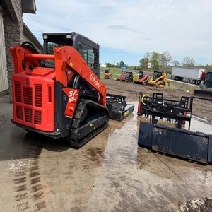 Chargeuse compacte Kubota SVL65-2 à vendre, dotée d'un moteur puissant et de commandes confortables avec système à 2 vitesses. - Product Image 3