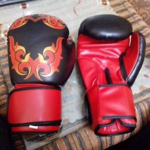 Guantes de boxeo personalizados de cuero PU original de 16 oz - Product Image 2