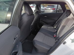 Toyota Corolla 20 Hybride Touring Sports Teamplayer Estate Wagon Automatique Économe en Carburant Voiture Familiale - Product Image 5