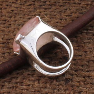 Bague en quartz rose naturel, argent sterling 925, bague solitaire en pierre précieuse, fabrication artisanale, bijoux fins pour femmes, fournisseur en gros, sur mesure - Product Image 4