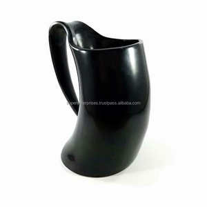 Taza con cuerno para beber cerveza, decoración interior, Material único, diseño de acabado totalmente negro - Product Image 1