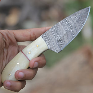 Couteau de chasse et de camping artisanal en acier inoxydable de haute qualité, personnalisable, lame fixe pour l'extérieur, options OEM, manche en bois de qualité - Product Image 3