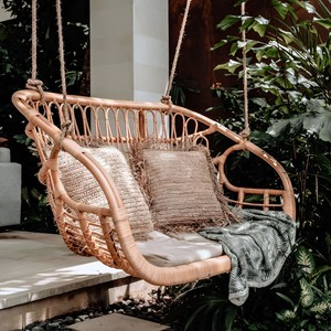 Silla colgante doble tipo huevo, fabricada en Vietnam, de excelente calidad, en ratán. - Product Image 5