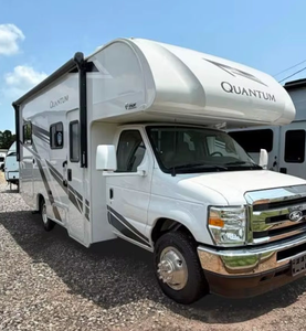 Autocaravanes de Luxe Confortables d'Occasion 2023 2024 2025 2026 T-H-O-R RV M-O-T-O-R C-O-A-C-H QUANTUM LC19 - Product Image 1