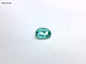 Gema ovalada de esmeralda natural de Zambia, corte facetado, 3.88 ct, piedra suelta premium, color verde, excelente claridad, para creaciones de joyería. - Product Image 3
