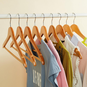 Nouveau Cintre en Bois de Luxe au Design Personnalisé, Style et Taille sur Mesure, Fabriqué en Inde, Nouveau Fabricant Stylé, Haute Qualité - Product Image 2