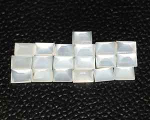 Pierre de Lune Blanche Naturelle 15x30mm Coupe Baguette Facettée Calibrée Pierre Gemme Libre Certifiée pour Fabrication de Bijoux Fournisseur en Gros - Product Image 2