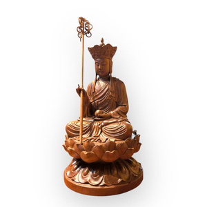 La statue de Ksitigarbha Bodhisattva est sculptée d'un seul bloc de bois de Huong. - Product Image 4