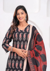 Women's Black Printed Straight <b>Kurti</b> Ethnic Casual Wear Cotton Kurta Indian Traditional Dress Office Work Wear Trendy Outfits - Product Image 5