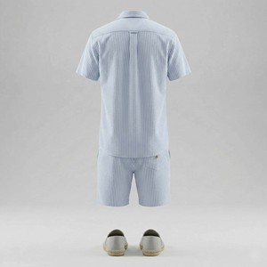 Ensemble coordonné d'été personnalisé pour homme en seersucker, chemise à manches courtes rayée bleu clair et short, ensemble 2 pièces respirant pour la plage - Product Image 2