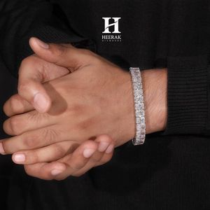 Bracelet Tennis de Luxe pour Homme en Or Blanc 14K, avec Maillons en Diamant de Laboratoire Taille Radiant et Chaîne en Moissanite Certifiée VVS Lourde - Product Image 4