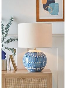 Lanterne de table carrée moderne en os incrusté, éclairage décoratif haut de gamme en forme de pot de gingembre avec incrustation florale, lampe d'appoint artisanale personnalisée - Product Image 5