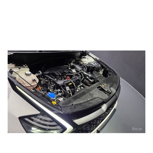 Kia Sportage 2022, 1.6 Turbo Gasolina, 2WD, Euro V, 43,499 km, Asientos de Cuero, Cámara Trasera, Volante a la Izquierda - Product Image 5