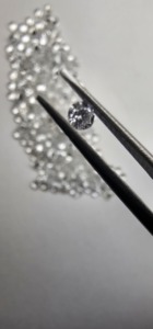 Diamants HPHT créés en laboratoire de qualité supérieure 0,031 ct 0,040 ct, taille brillant excellente, VVS VS, pour fabricants de bijoux R&K GEMS HK18 - Product Image 5