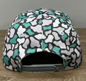 Gorra de Camuflaje con Cierre a Presión, Logotipo Personalizable, 5 Paneles, Visera Plana con Cuerda, para Adultos, Actividades Casuales al Aire Libre, Producción en Vietnam - Product Image 5