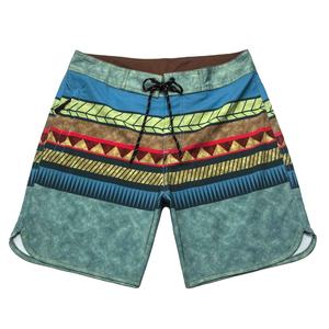 Tela de poliéster de secado rápido de alta calidad con textura de malla transpirable y uso cómodo para pantalones cortos de running para hombre - Product Image 4