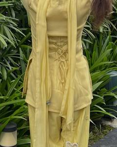 Ensemble 2 pièces pour femmes, jaune uni, 100% coton, coupe ample, modeste, broderie, haut à manches longues, pantalon palazzo, tenue de prière pour l'Aïd Ramadan - Product Image 3